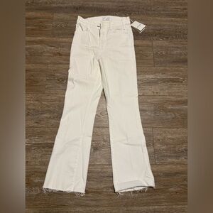 NWT Mother Hustler Ankle Fray white jeans, size 25